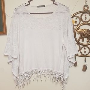 10/$20 Drapey lace blouse
